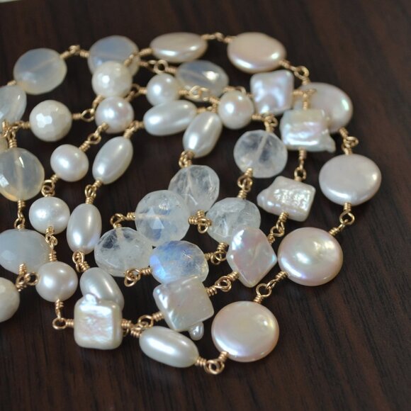 Long White Gemstone and Pearl Necklace in Gold - Picture 5 of 10